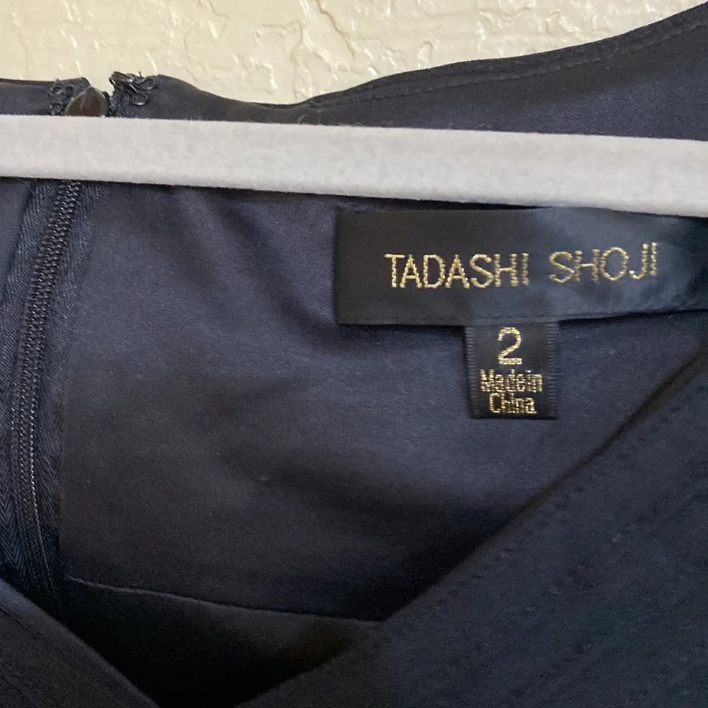 TADASHI SHOJI EVENING OR HOLIDAY DRESS - Picture 4 of 6